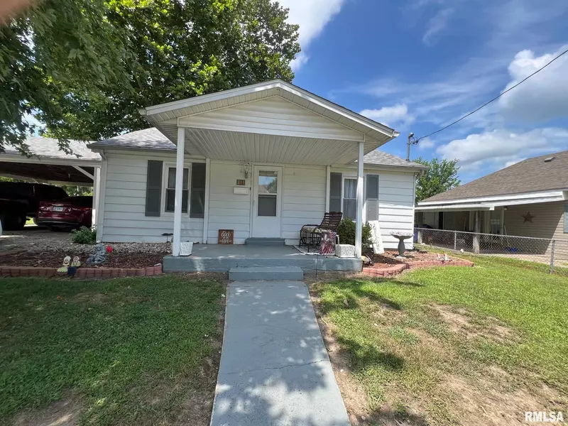 811 N TAFT ST, West Frankfort, IL 62896