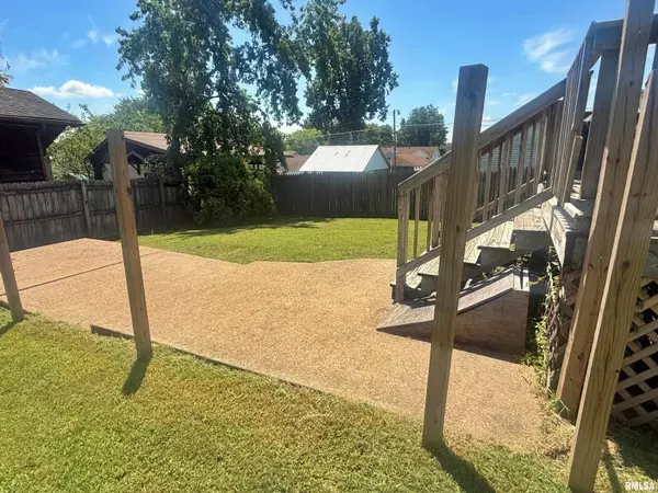 Metropolis, IL 62960,718 GIRARD ST