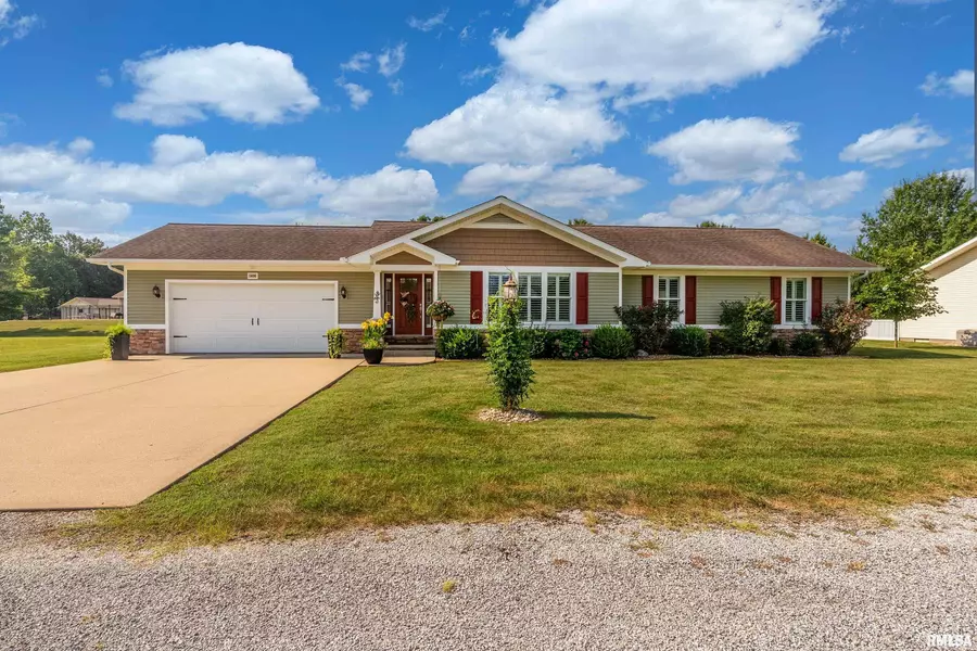 1406 TIMOTHY LN, West Frankfort, IL 62896