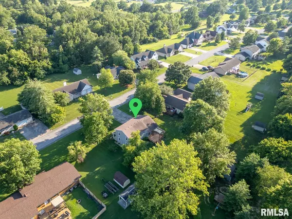 Carterville, IL 62918,802 COTTONWOOD LN
