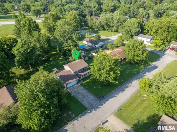 Carterville, IL 62918,802 COTTONWOOD LN