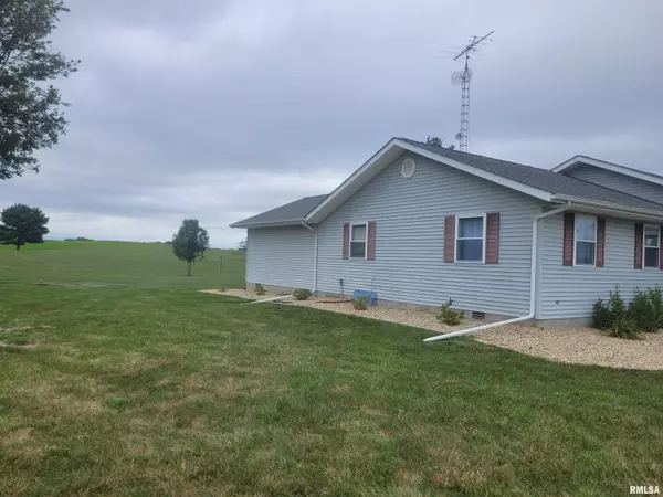 Bluford, IL 62814,20796 E IL Hwy 15 HWY