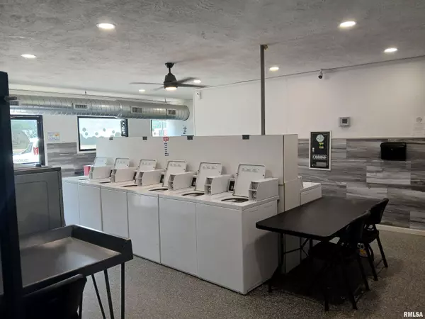 Sesser, IL 62884,108 N PARK ST