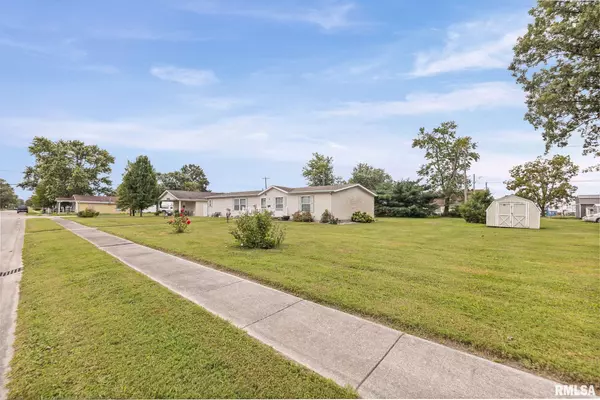 Salem, IL 62881,1111 S JEFFERSON ST