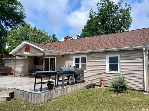 Johnston City, IL 62951,403 W 8TH ST