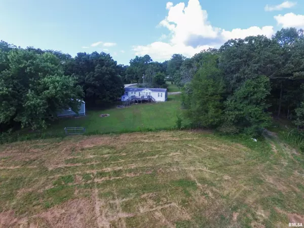 Elizabethtown, IL 62931-4413,661 Bassett SOUTH County Road #653 K