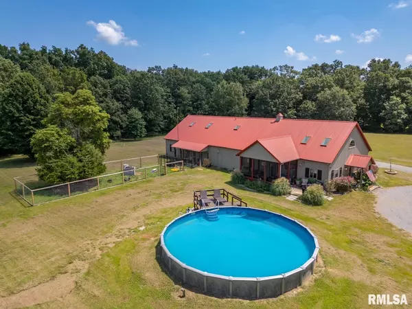 West Frankfort, IL 62896,19101 E Old Lake RD