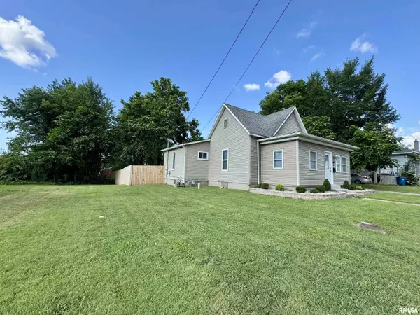 Marion, IL 62959,1004 W CHESTNUT ST