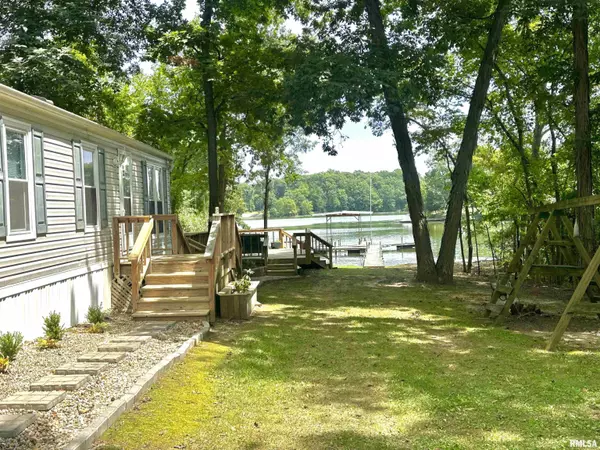 Salem, IL 62881,2030 Gierten RD