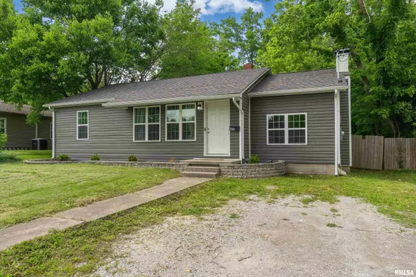 Carterville, IL 62918,604 W GRAND AVE
