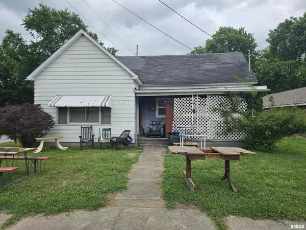 Mt Vernon, IL 62864,1412 S 12TH ST