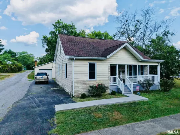 Christopher, IL 62822,306 S THOMAS ST