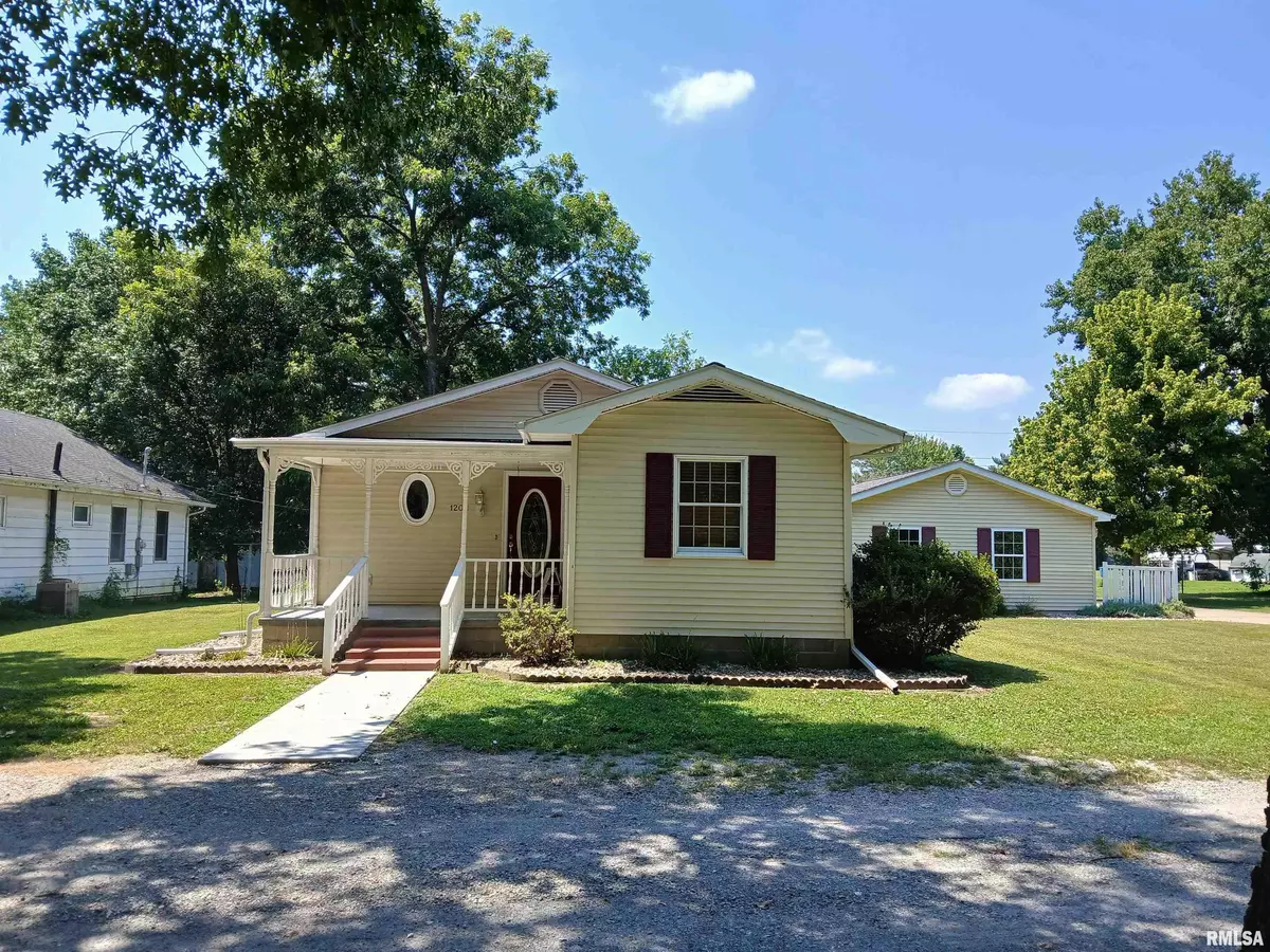 Johnston City, IL 62951,1202 Hoffard AVE