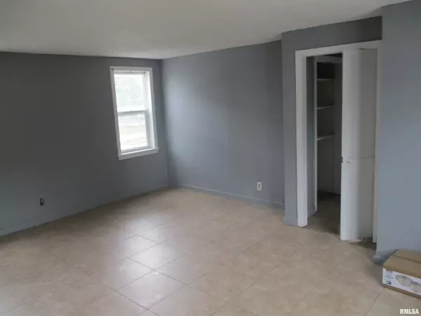 Benton, IL 62812,101 E WEBSTER ST