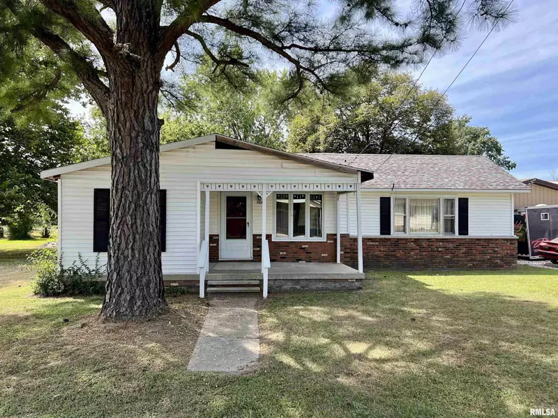 903 S Odle ST, West Frankfort, IL 62896