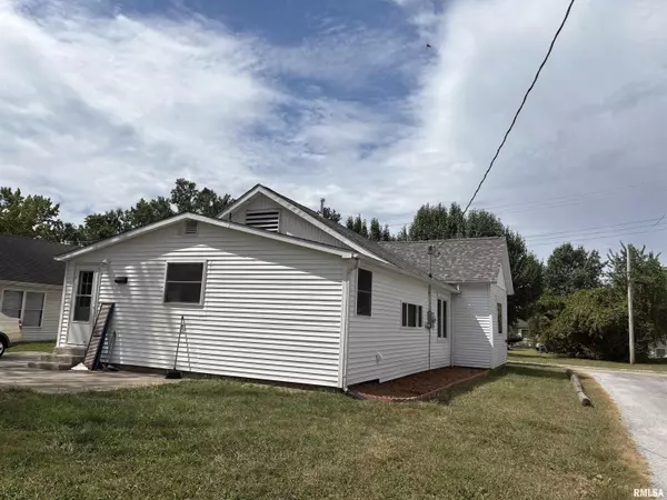 Carterville, IL 62918,504 MULBERRY ST