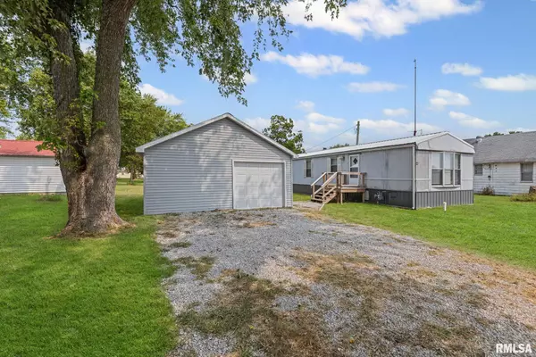 Salem, IL 62881,5219 US Hwy 50 AVE