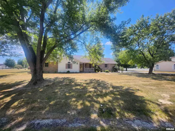 Pinckneyville, IL 62274,3608 Clover Lake DR