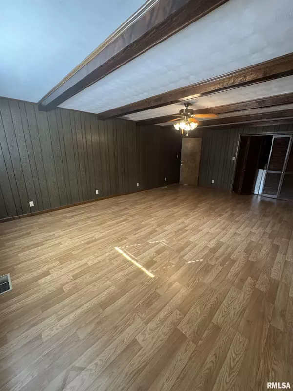 Harrisburg, IL 62946,120 Southwest DR