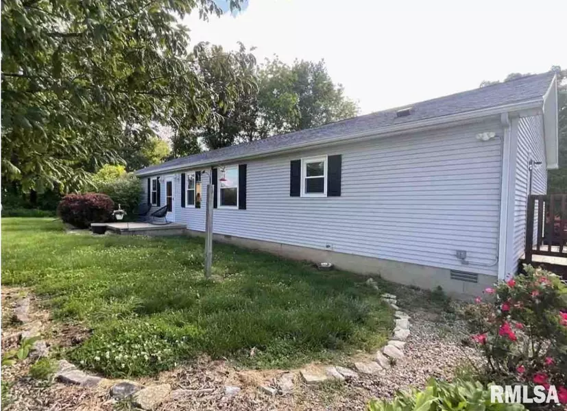18930 County Highway 18 ST, Centralia, IL 62801