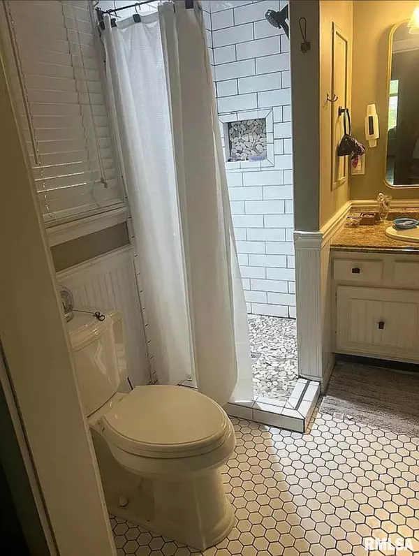 Metropolis, IL 62960,44 Marberry DR