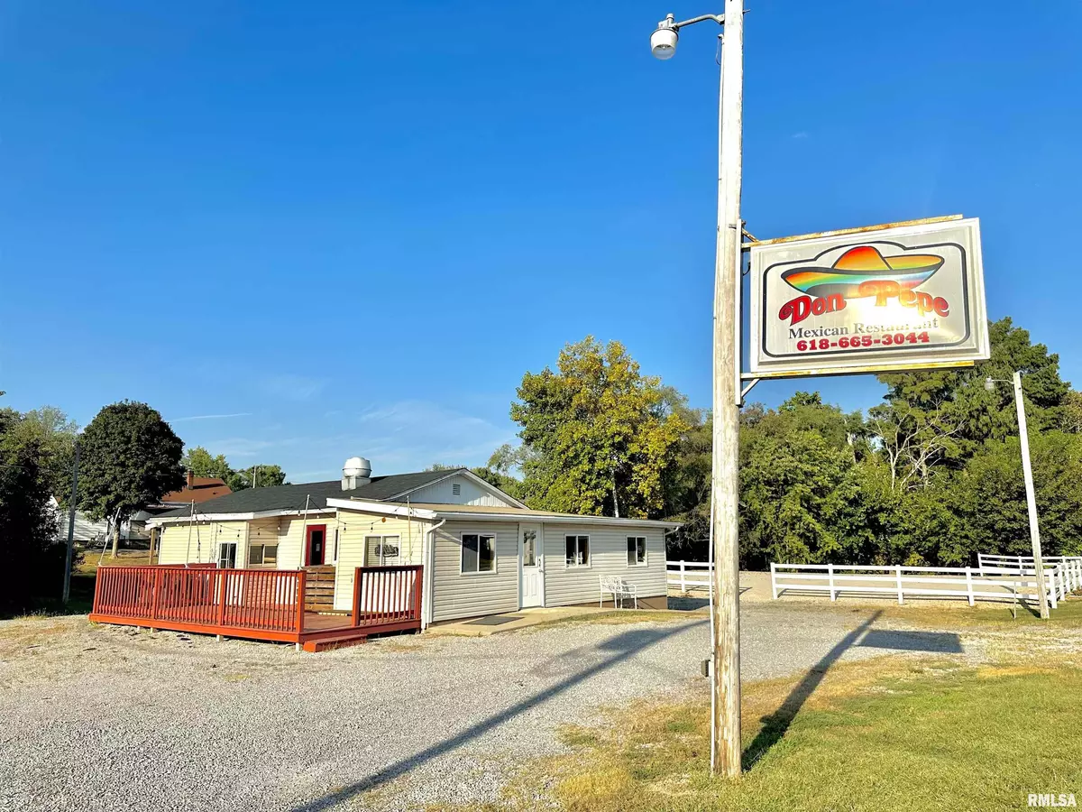 Louisville, IL 62858,850 CHESTNUT ST