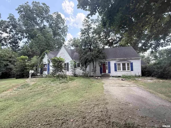 2237 ROBLEE AVE, Murphysboro, IL 62966