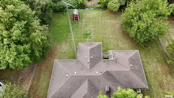 Benton, IL 62812,1103 N MAPLE ST