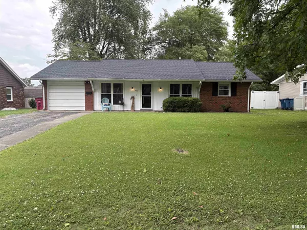Duquoin, IL 62832,706 E TERRACE DR
