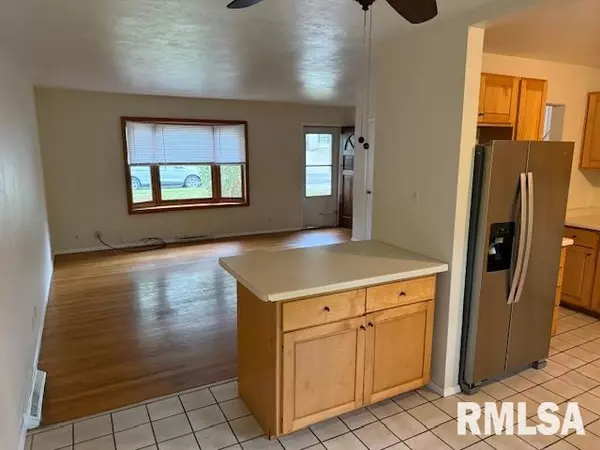 Carbondale, IL 62901,1206 W Schwartz ST
