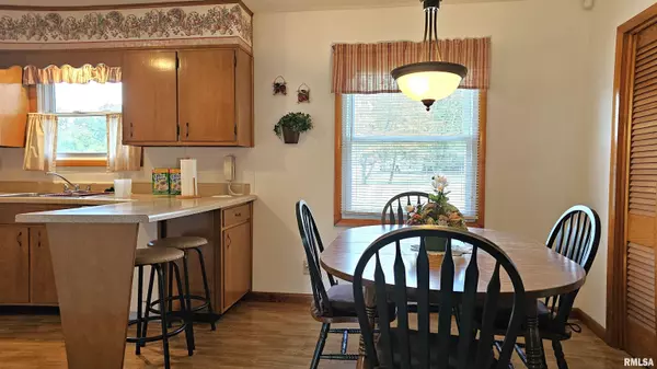 Herrin, IL 62948,520 N 27TH ST