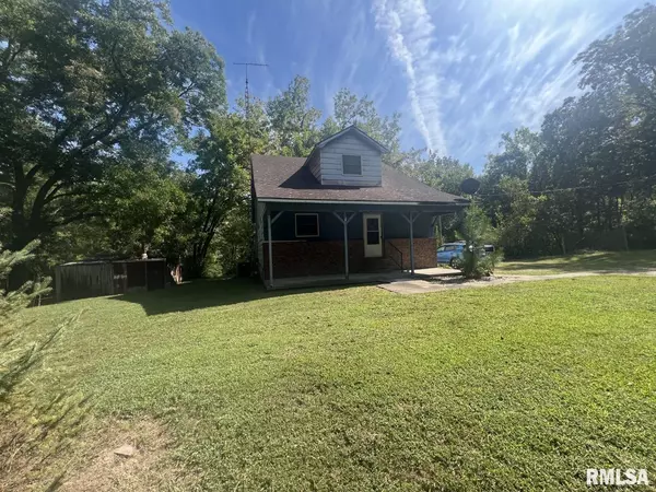 West Frankfort, IL 62896,1514 RUSSELL RD