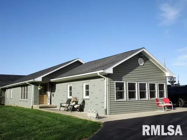 Carmi, IL 62821,1292 CO Road 700 E RD