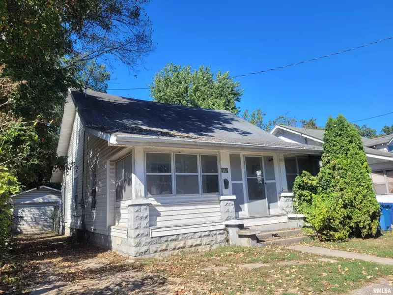 317 N 7TH ST, Mt Vernon, IL 62864