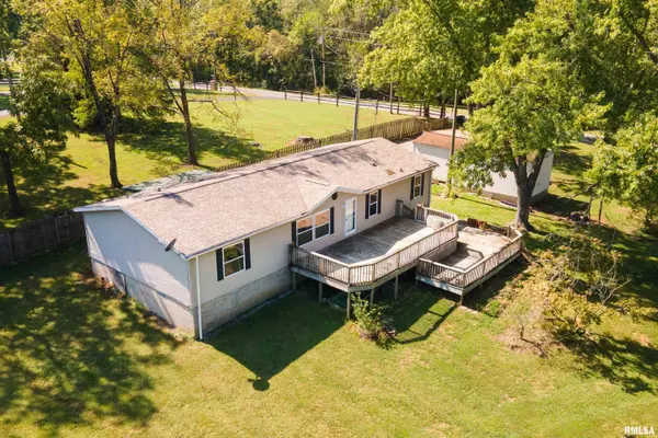 Harrisburg, IL 62946-5652,125 Beech Hollow RD