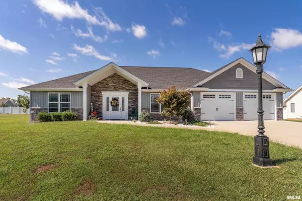 1806 Mulligan Drive Court, Marion, IL 62959