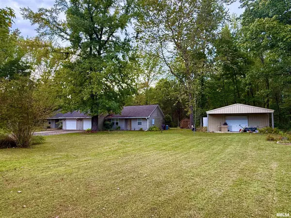 Marion, IL 62959,8090 Southfork RD