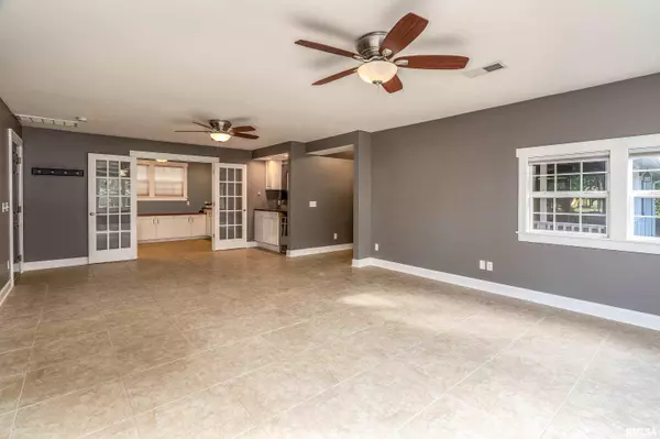 Carbondale, IL 62901,1591 N Reed Station RD