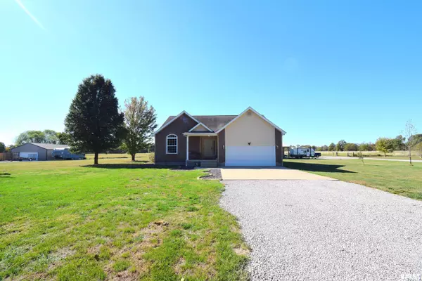Mt Vernon, IL 62864,10341 N Puckett LN