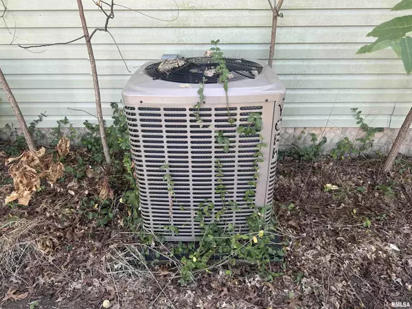 Carterville, IL 62918,404 S JACKSON ST