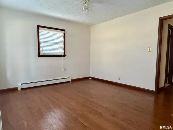 Metropolis, IL 62960,1400 CATHERINE ST