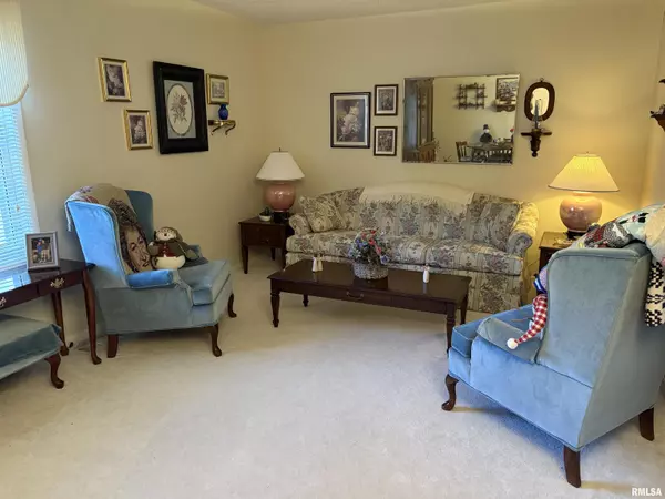 Centralia, IL 62801,714 CEDAR ST