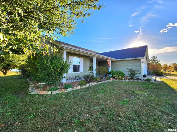 156 HANOVER LN, Murphysboro, IL 62966