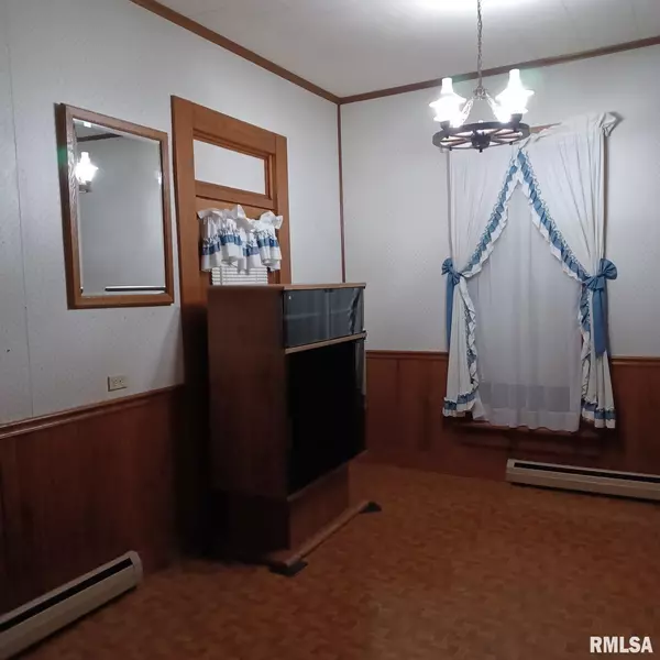 Marion, IL 62959,1607 S Carbon ST