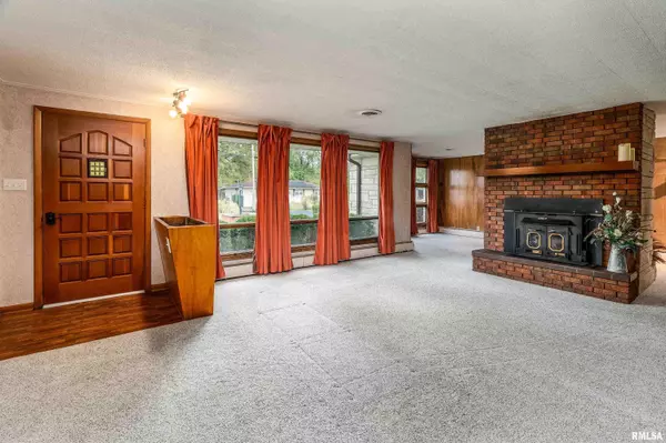 Murphysboro, IL 62966,170 MELODY LN