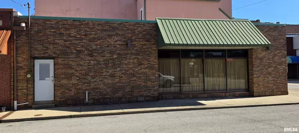 Salem, IL 62881,122 W MAIN ST