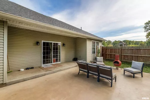 Carterville, IL 62918,103 EXCALIBUR DR