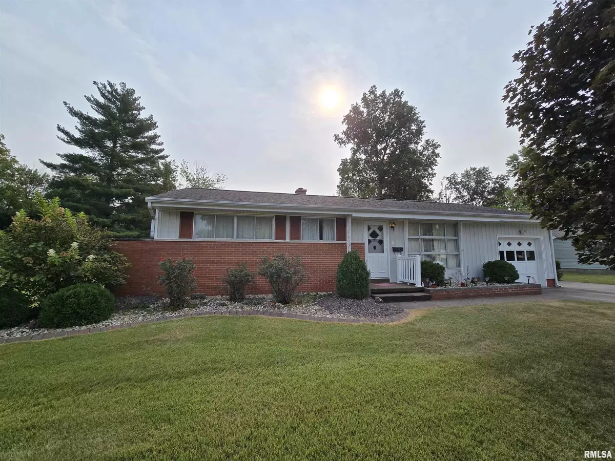 Centralia, IL 62801,10 PARK LANE AVE