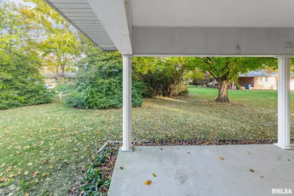 Centralia, IL 62801-4428,629 OAKDALE DR