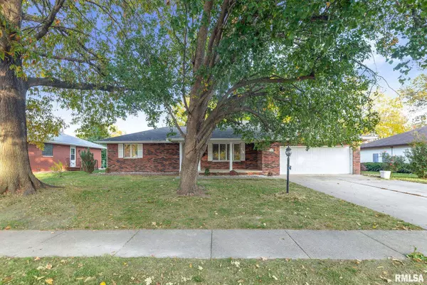 Centralia, IL 62801-4428,629 OAKDALE DR